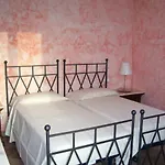 Casale Sant'angelo Bed & Breakfast 4*
