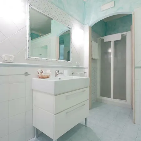 Casale Sant'angelo 4*